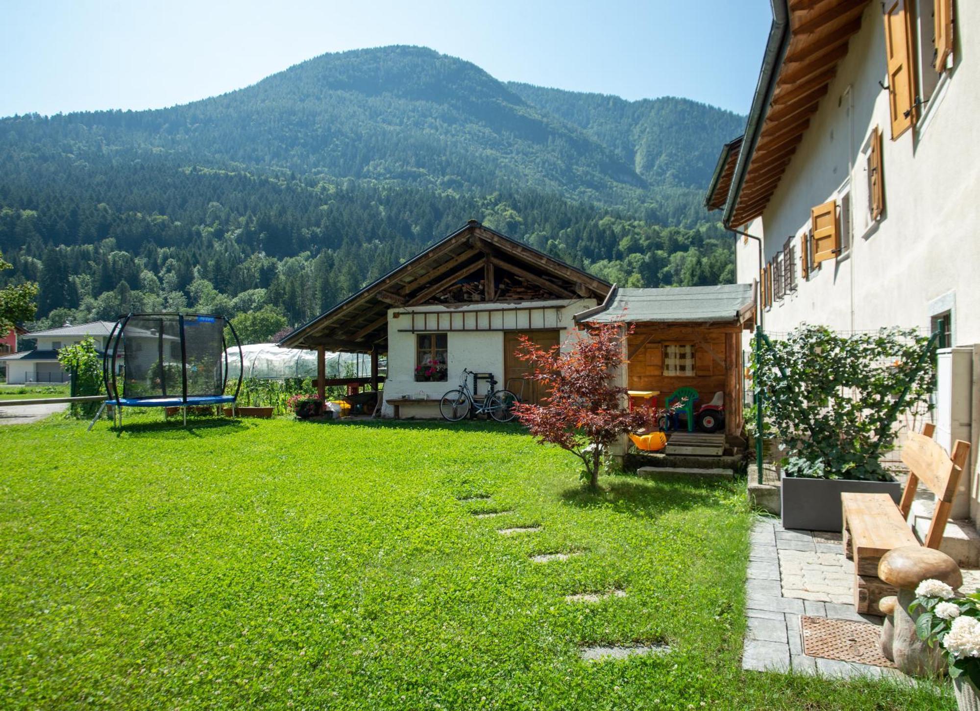 La Lesivera Bed And Breakfast Tione di Trento Eksteriør billede